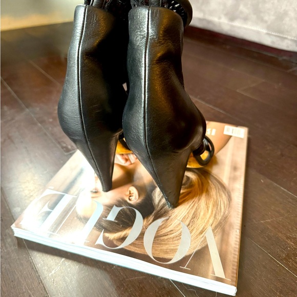 Iro leather ankle boots with netting detail, 4.5” heel, size 37, 6.5/7 - Picture 4 of 6